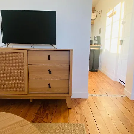 La Petite Echappee A 150m De La Apartman